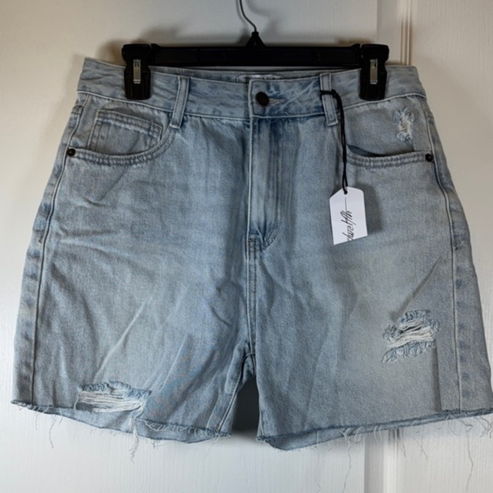 Twelve by Ontwelfth Vintage Light Blue Jean Shorts Size 29 NWT #5715